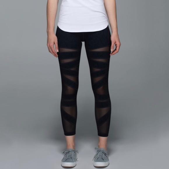 Lululemon High Times Pant Tech Mesh Desert Snake Deep Coal Black - Picture 4 of 9